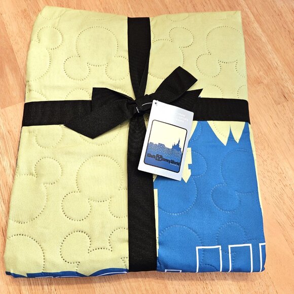 SALE Disney Throw Walt Disney World Graphic Green Blue Quilted 50x60 - NWT - Picture 3 of 6